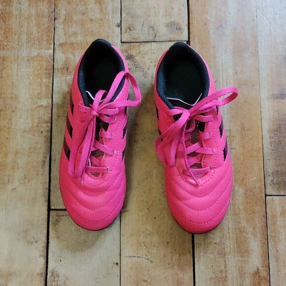 Adidas Pink Soccer Cleats Size 13.5 Spring Colorful Activewear - Picture 1 of 8
